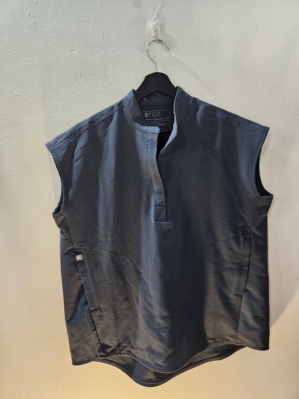Figs Rafaela Sleeveless Scrub Top